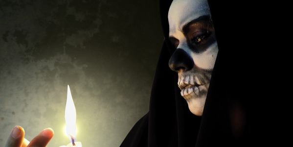 Pintar la cara de esqueleto de Halloween, paso a paso